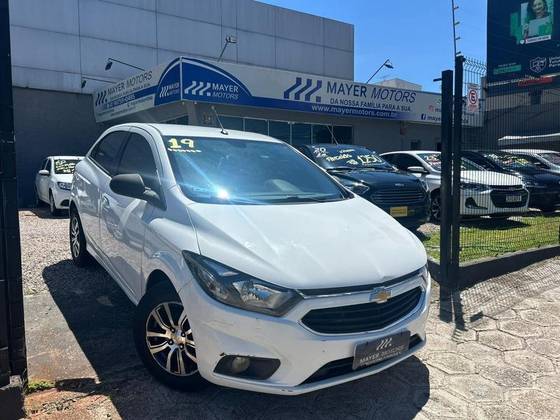 CHEVROLET ONIX 1.0 MPFI JOY 8V FLEX 4P MANUAL CHEVROLET ONIX 1.0 MPFI JOY 8V FLEX 4P MANUAL